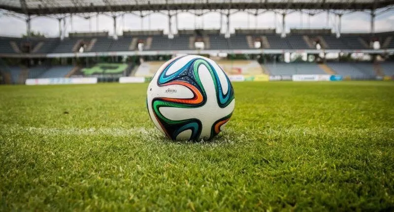 Luật b&oacute;ng đ&aacute; s&acirc;n 7 chi tiết v&agrave; cụ thể